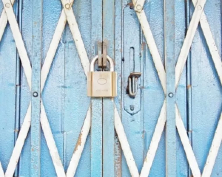 Alte 100.000 de societati isi vor inchide portile