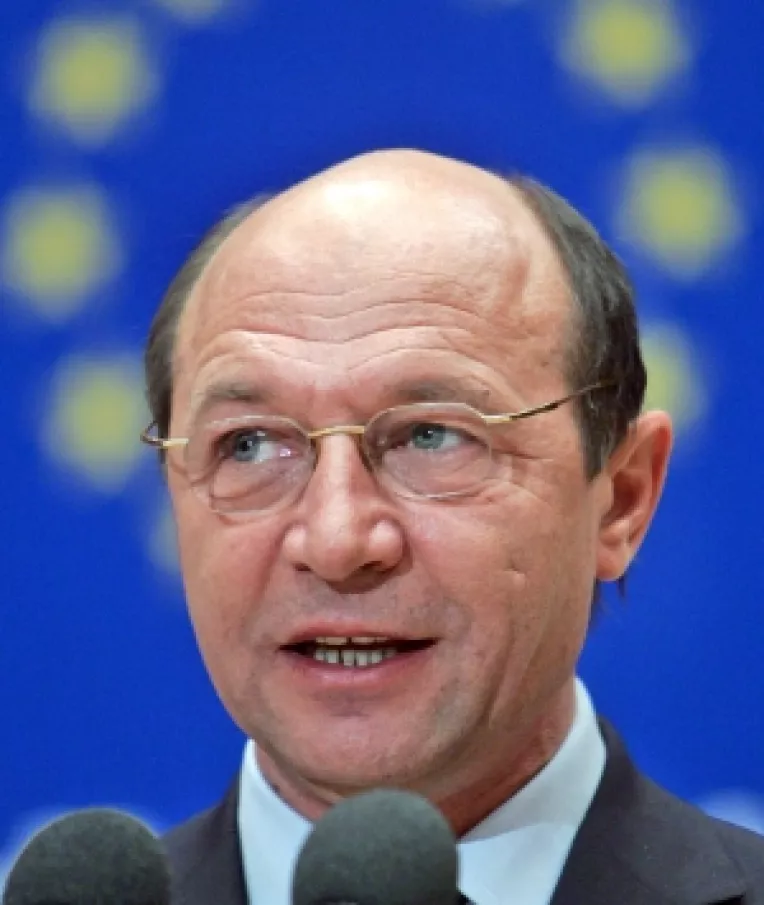 Basescu: "Romania nu va fi intr-o situatie financiara apocaliptica"