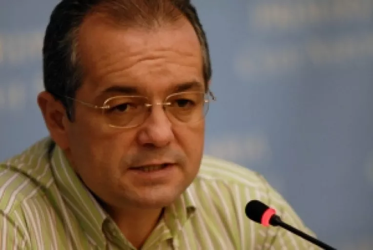 Boc demisioneaza din fruntea PD-L daca partidul sau nu intra in viitorul guvern
