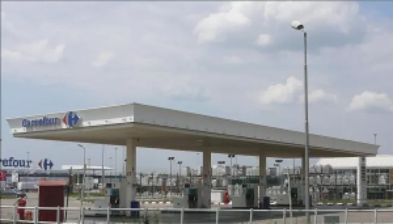 Carrefour Militari iti ofera cupoane de benzina cadou