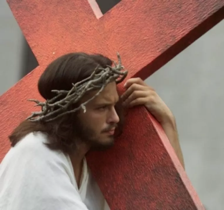 Cartea "Viata lui Isus", astazi, la chioscuri, impreuna cu ziarul Gazeta Sporturilor