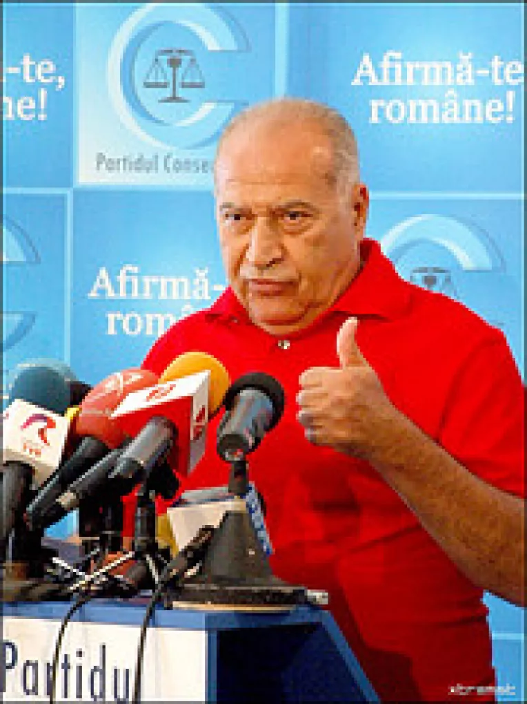 Conducerea PC va negocia alianta preelectorala cu PSD, dar nu uita nici PNL