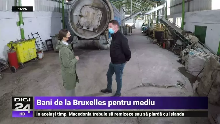 Cum este transformat plasticul in ulei industrial intr-un centru de langa Tulcea