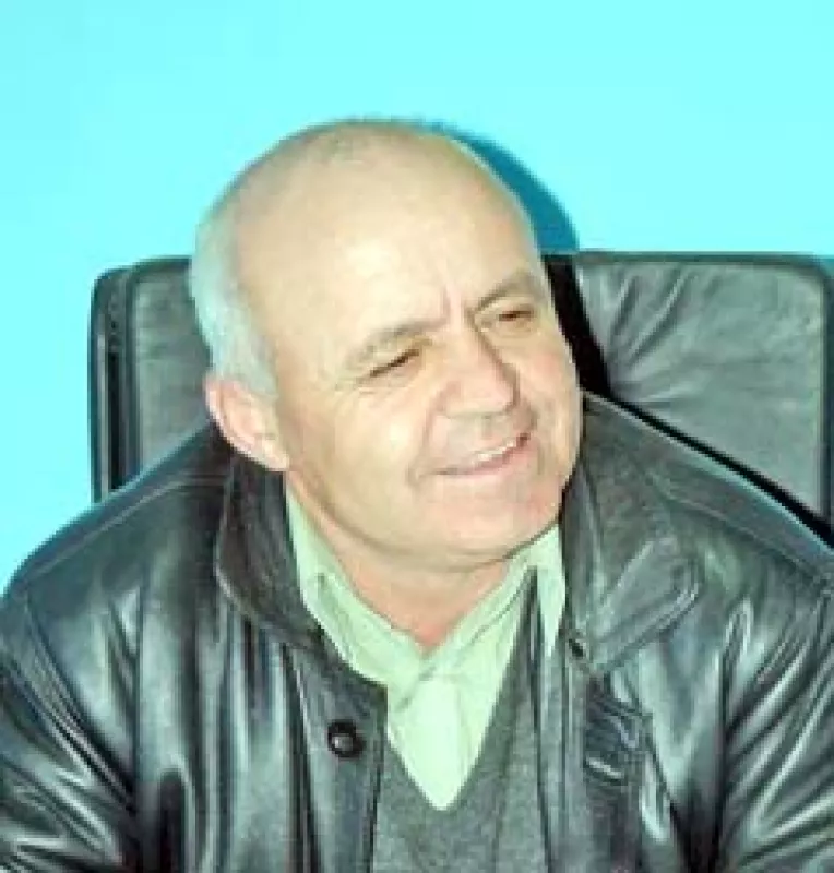 Democrata Ursein zice ca a castigat in instanta functia lui Teliceanu