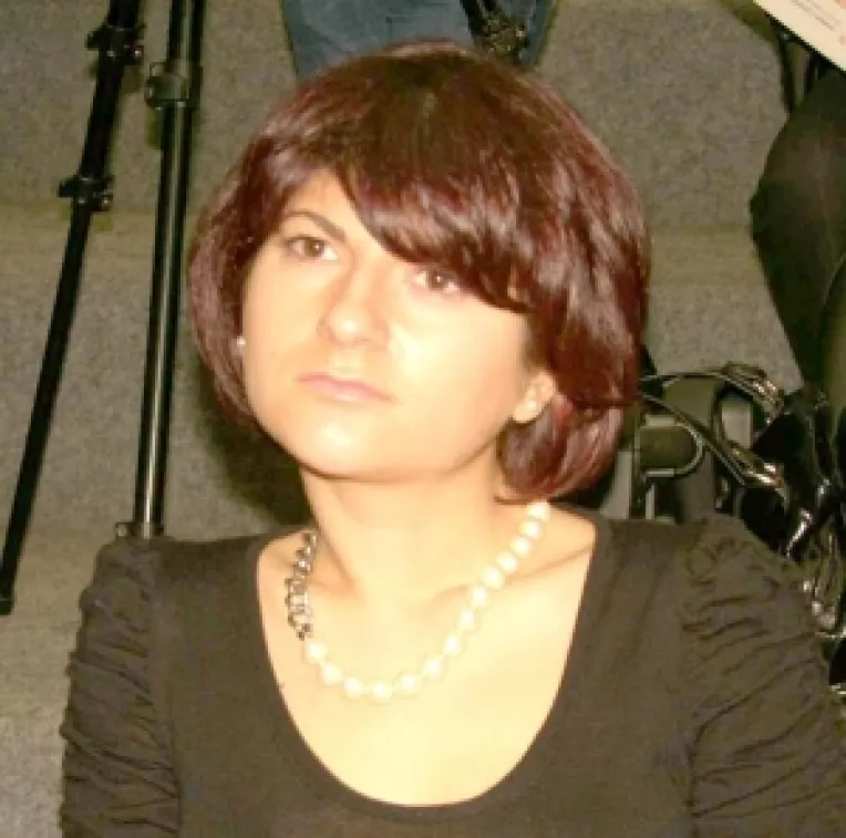 Deputatul Cristina Dumitrache ofera excursii la Roma