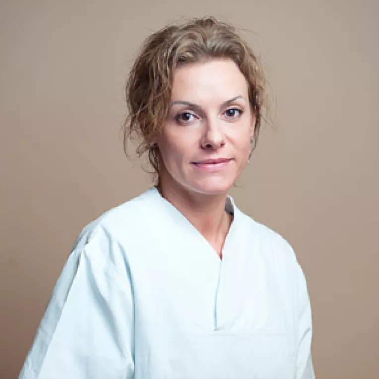 Dr. Iulia Zeana: Folosirea bicarbonatului de sodiu impreuna cu pasta de dinti este utila pentru igiena dentara