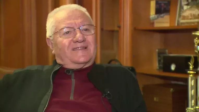 Dragomir: "Domne, nu-l laud pe Becali, dar nu a avut probleme financiare in ultimii 20 de ani"