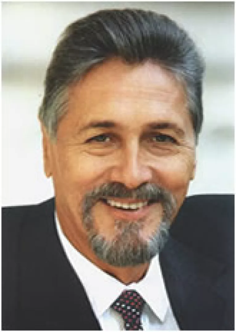 Emil Constantinescu crede ca reactia Romaniei vizavi de conflictul din Libia a fost una "nechibzuita"