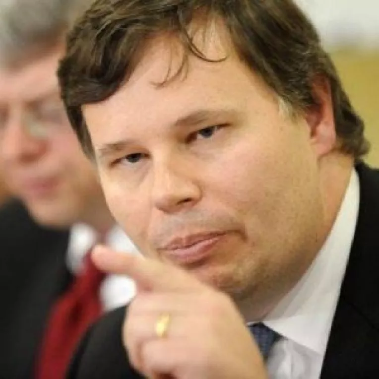 FMI: Tinta de inflatie pentru Romania, majorata de la 3,5% la 7,9%