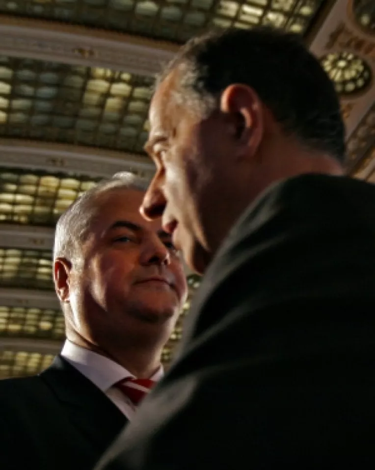 Geoana il lauda pe Nastase
