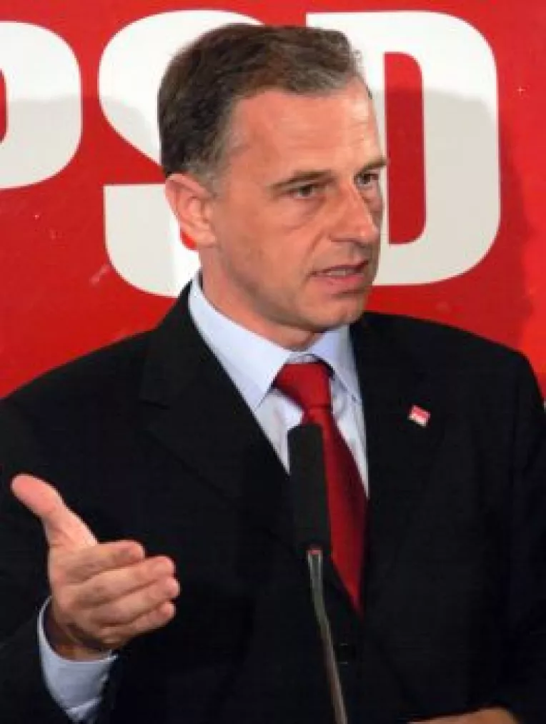 Geoana: "Romanii il considera pe Traian Basescu responsabil de inrautatirea situatiei social-economice a tarii"

