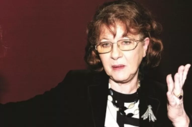 Magda Marincovici: Doamna academician Maya Simionescu a urcat toata viata Everestul cercetarii, fiind printre cei alesi sa ajunga in varf