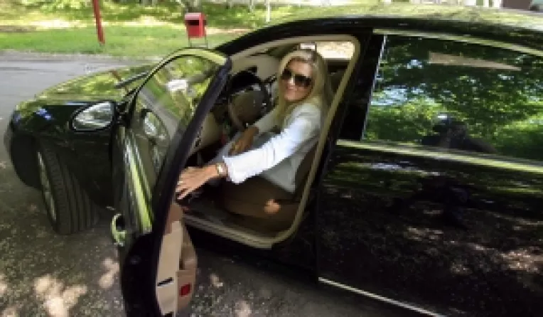 Ministrul Elena Udrea: start intarziat in cursa pentru promovarea turismului romanesc