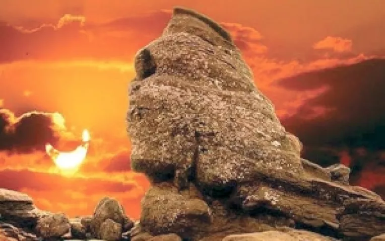 OZN : Adevaruri esentiale pentru omenire nu sunt cautate unde trebuie (3)