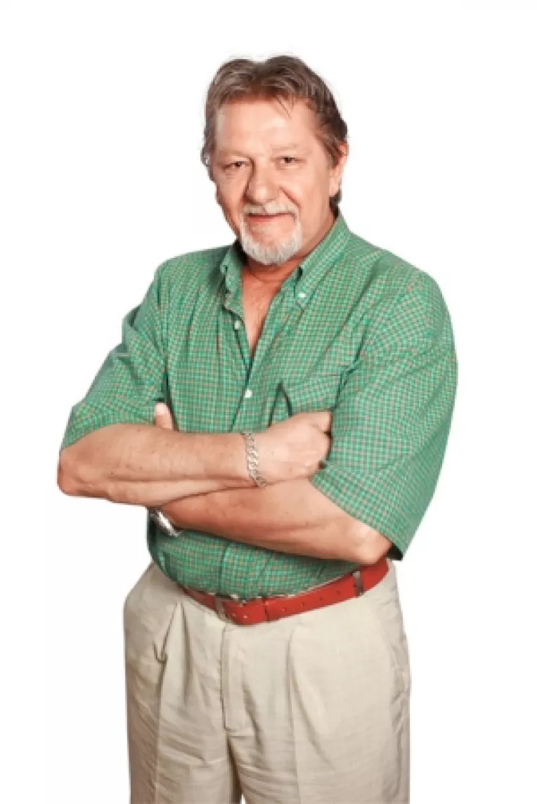 Povestea de viata a unuia dintre cei mai indragiti actori ai Romaniei: Sebastian Papaiani