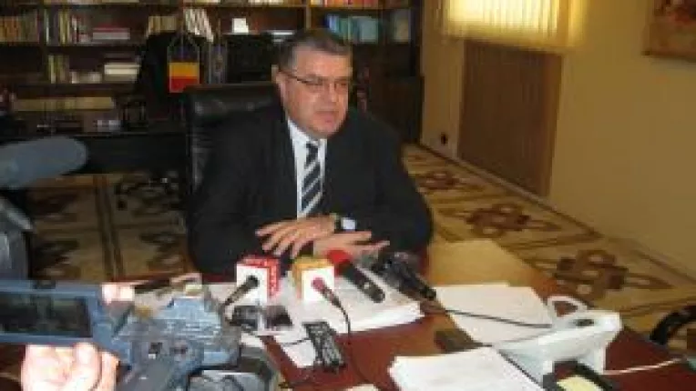 Prefectura Dolj da palme Fiscului